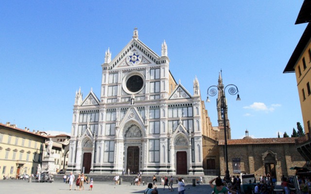 Santa Croce – „Italijos šlovės panteonas”